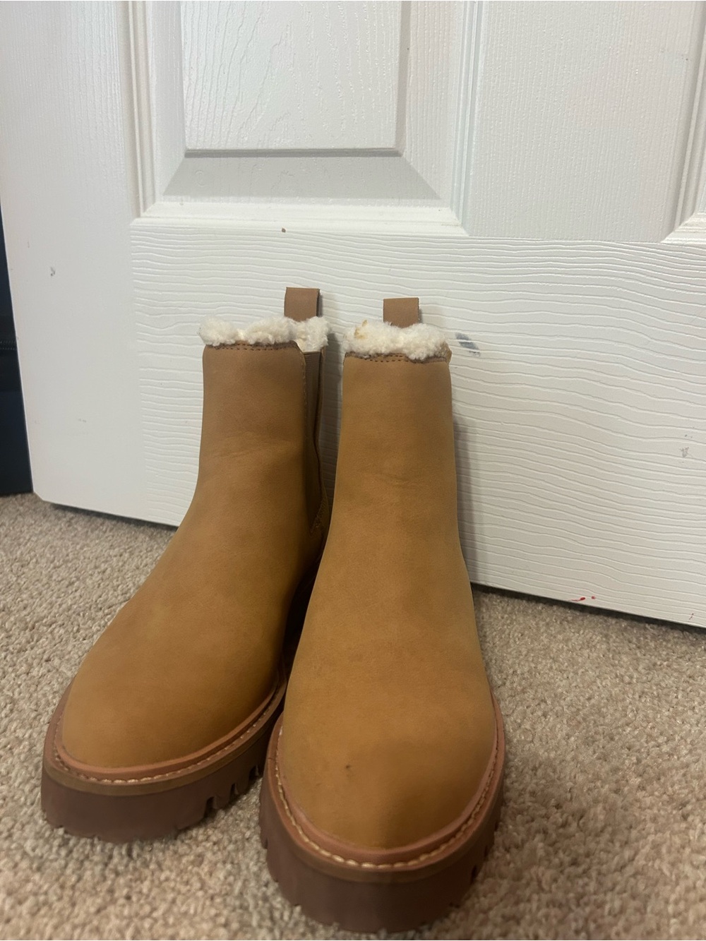 J.Crew 6.5 Womens Tan Faux-Shearling Chelsea Ankle Boots